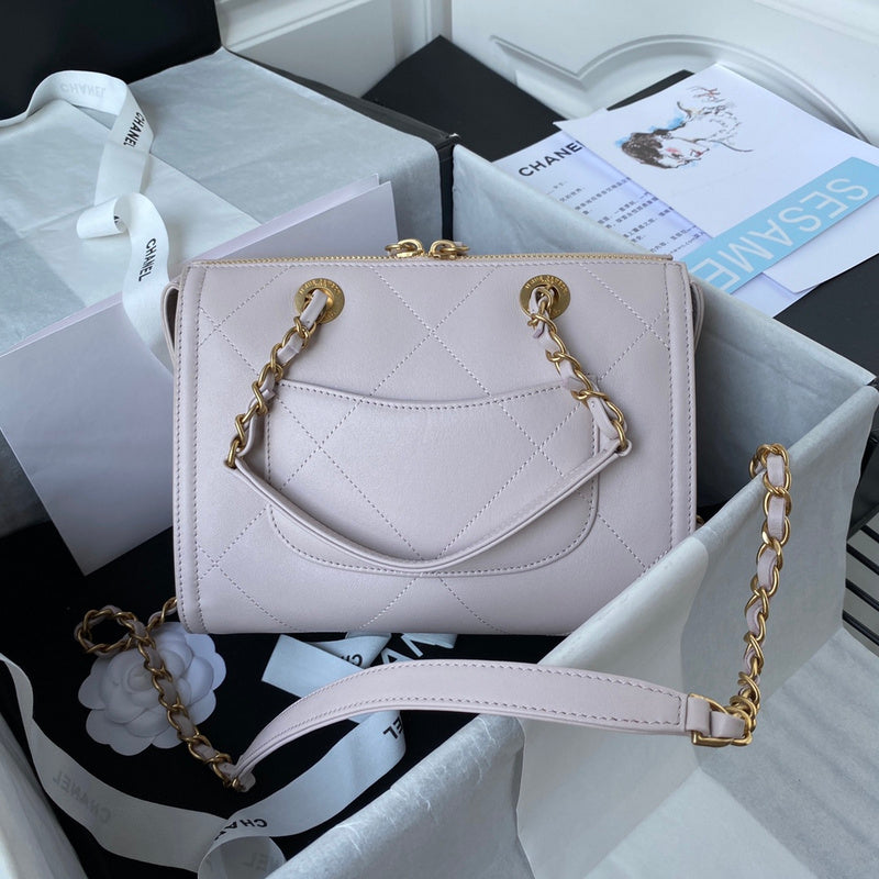  women's handbag, versatile design, view 2