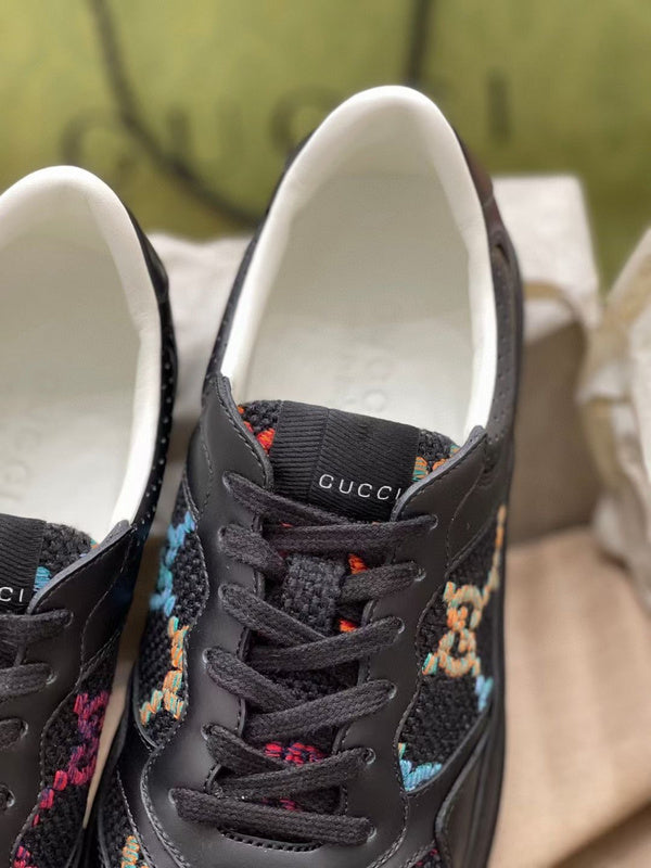 Gucci all-black luxury sneakers view 7 retro runner design
