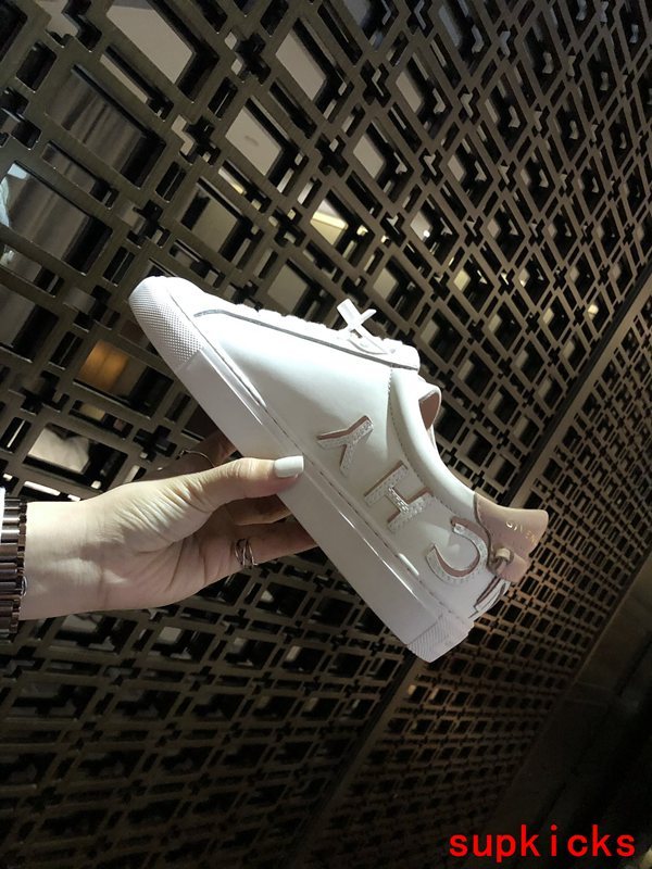 Givenchy shoes Style 074 - back heel detail