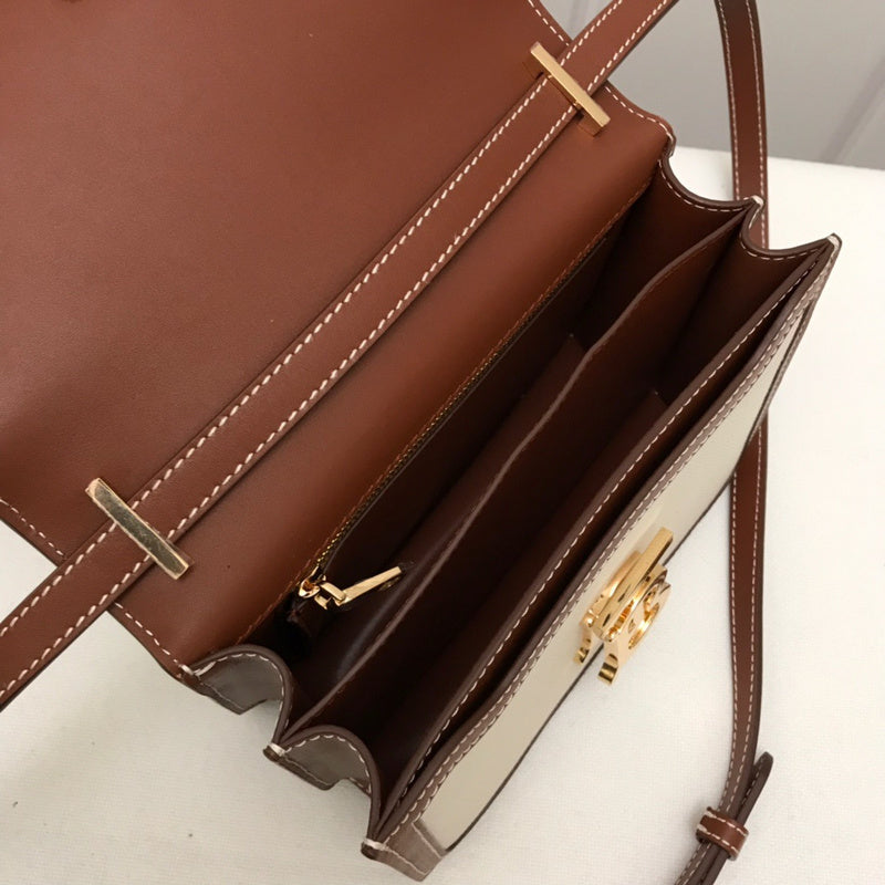 Ziva's Charm handbag – product shot (one versatile size)
