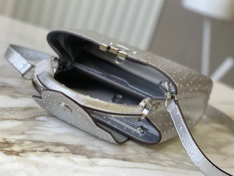  handbag close-up of hardware and finish 17