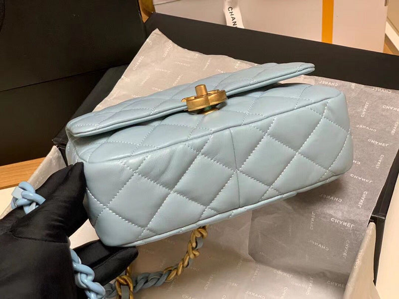  mid purse view 7