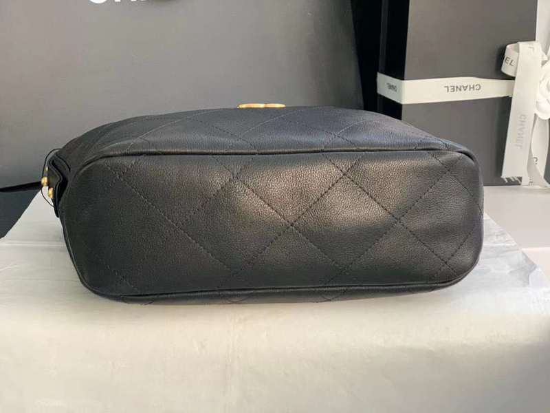 Zivas Charm Effortless Sophistication Designer Handbag (Elevated Accessory Essential) – Styled Look