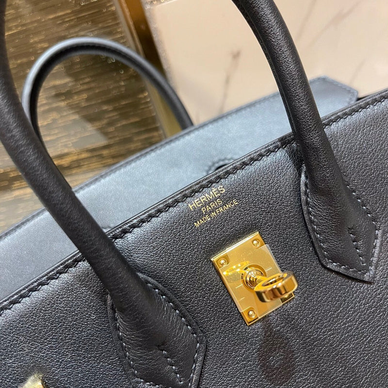Interior view of understated premium bag
