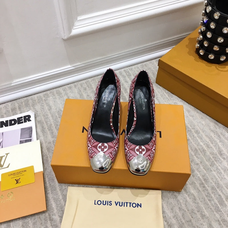 Louis Vuitton shoes Style 243 - sole and craftsmanship detail