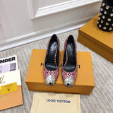 Louis Vuitton shoes Style 243 - sole and craftsmanship detail