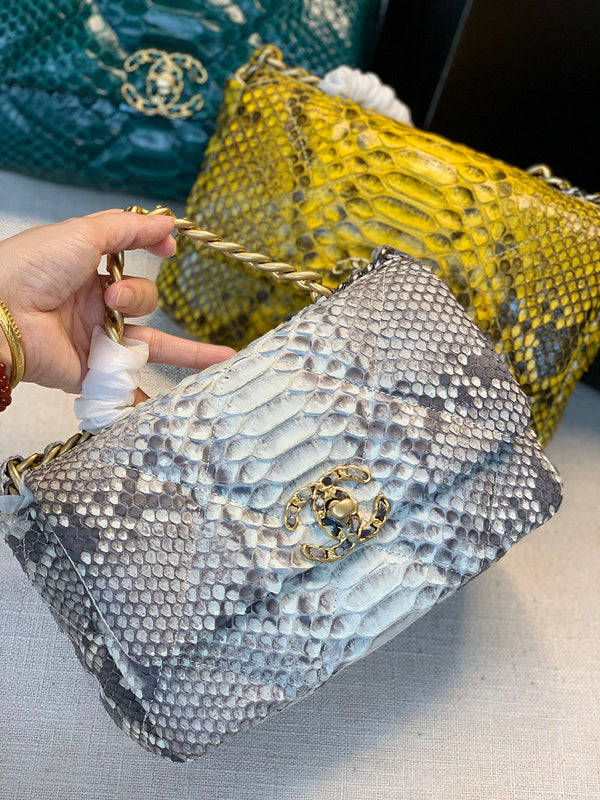  handbag, mid everyday style, image 1