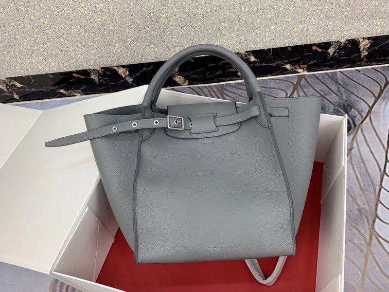 Side profile of statement chic women's handbag – women's luxury handbag