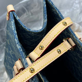  Polished top-handle bag carried on shoulder 10