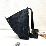 Ziva's Charm handbag – interior view (18cm*13cm*34cm)