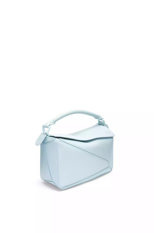 Ziva's Charm handbag – side angle view (24cm*16cm*10cm)