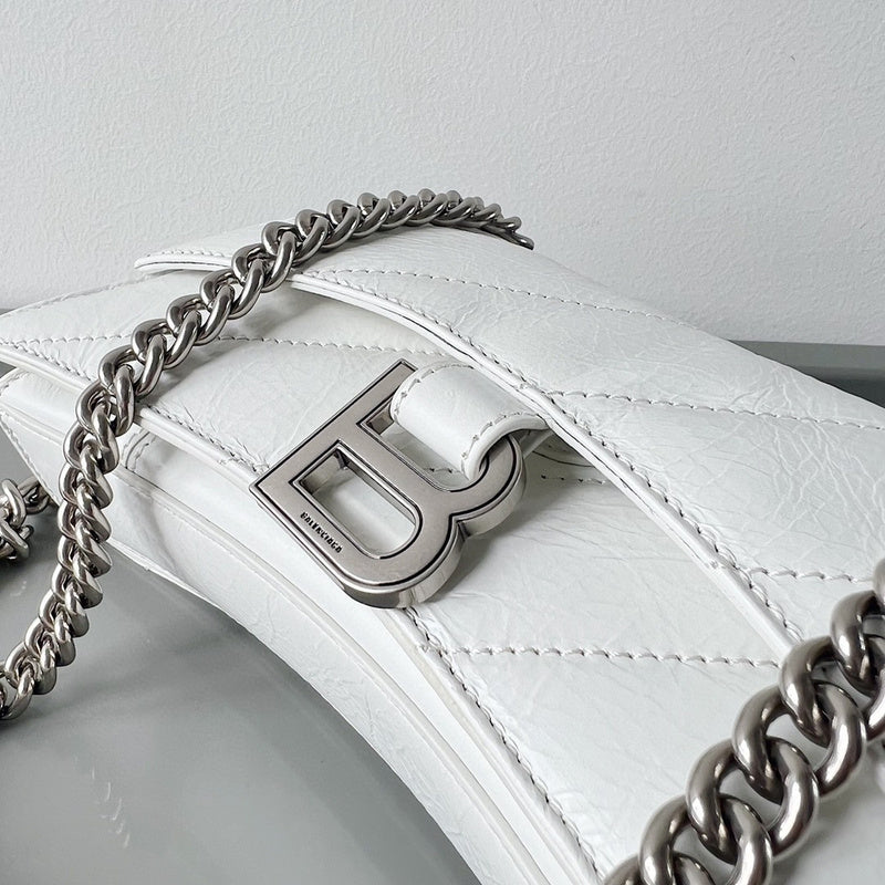 Zivas Charm Contemporary Flair Statement Handbag (Modern Wardrobe Staple) – Back View