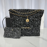  spacious purse view 3