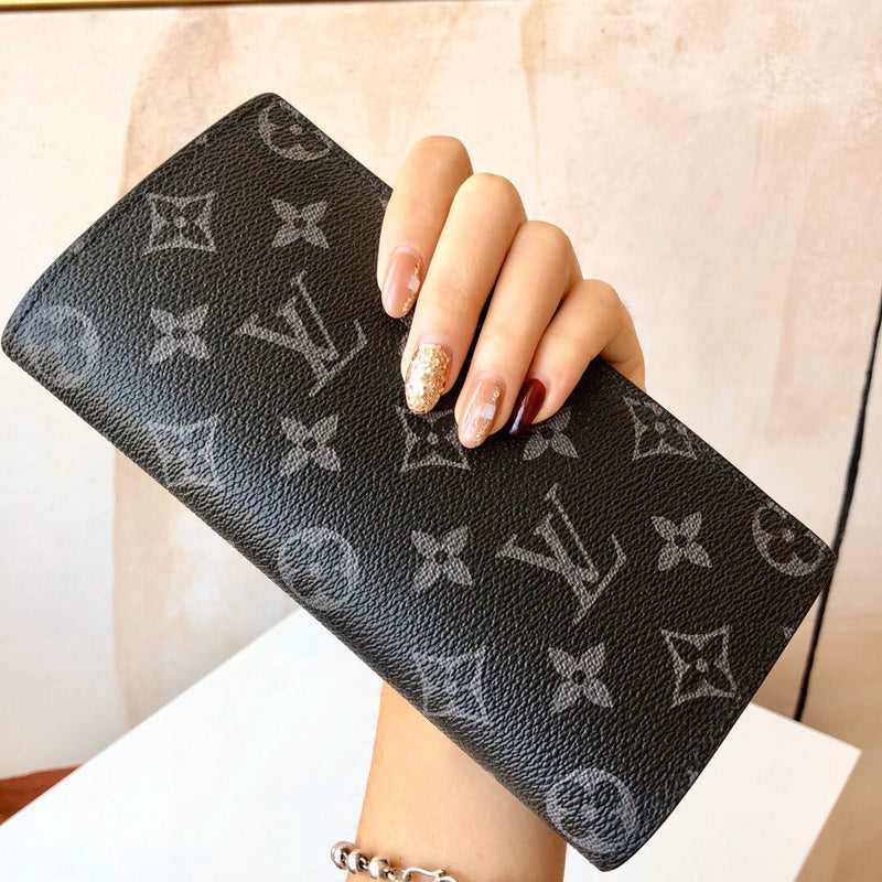 Close-up detail of premium modern women's handbag – women's luxury handbag