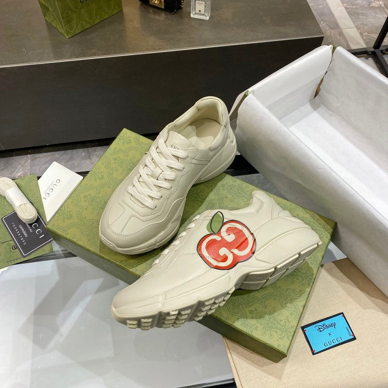 Gucci all-black luxury sneakers view 8 everyday casual design