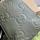 Handle and strap detail of classic sleek women's handbag – women's designer-style accessory