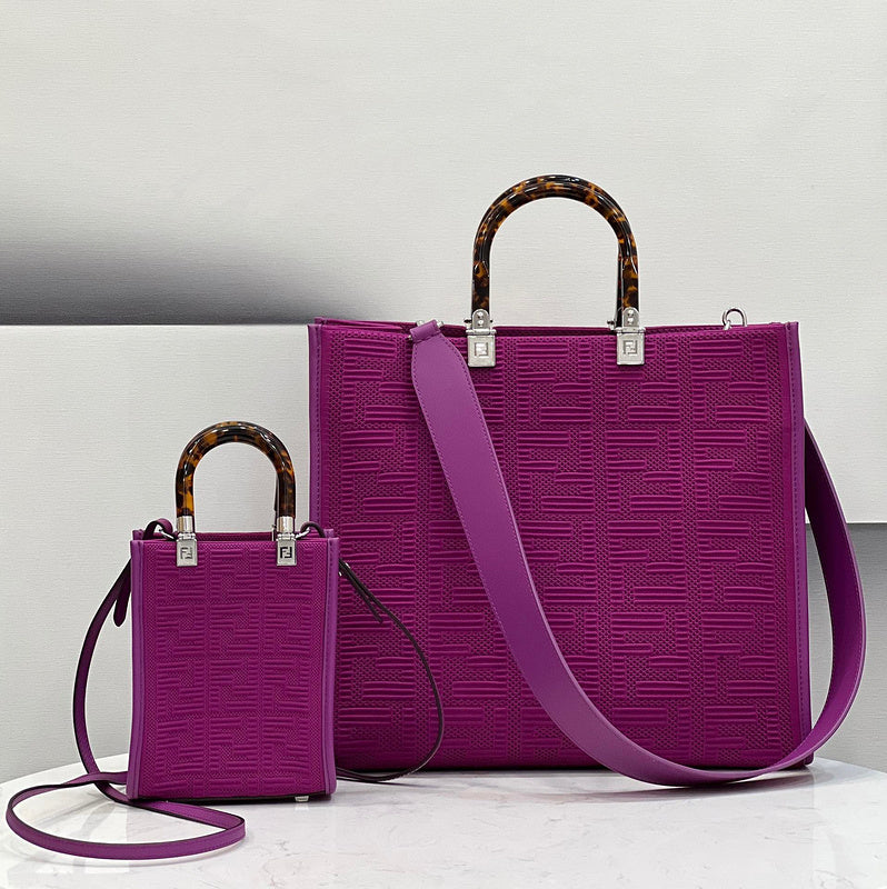 Ziva's Charm handbag – product shot (Standard Size)