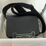  tote bag interior and compartment view