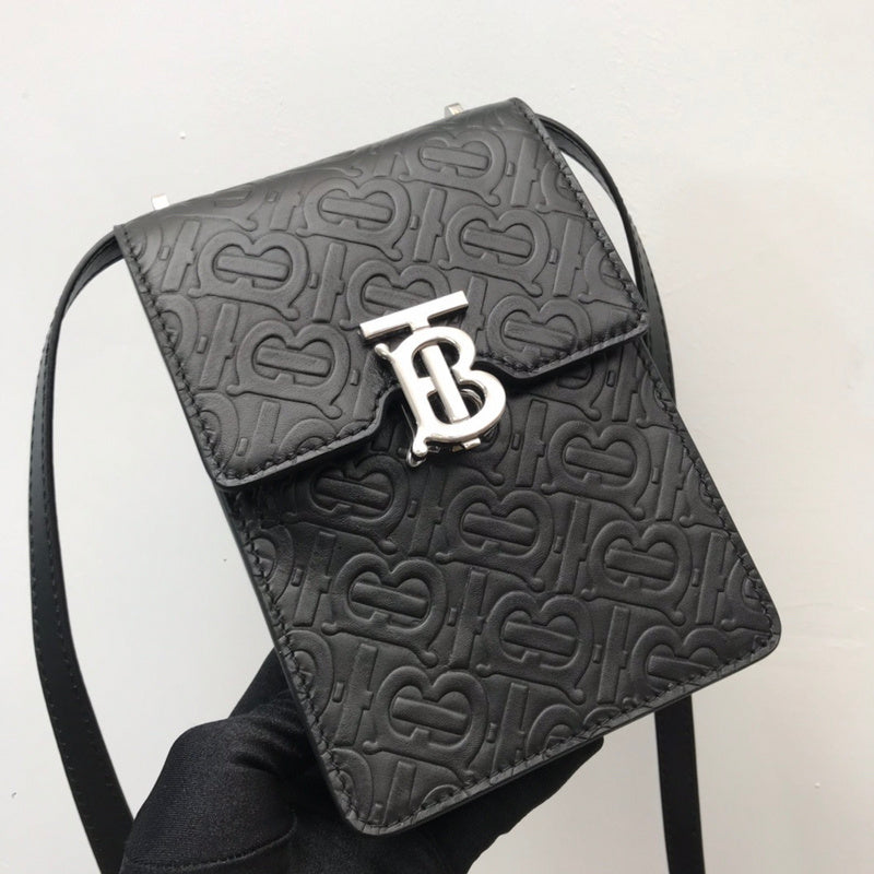 Ziva's Charm handbag – detail view (one versatile size)