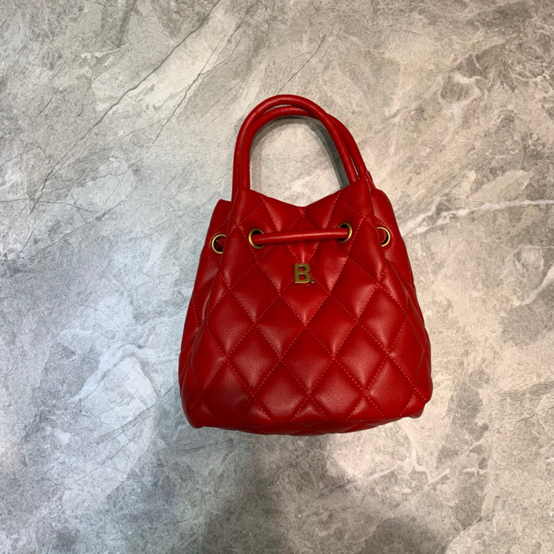 Statement Faux Leather Handbag - Premium Craftsmanship Detailing | Women's Premium Handbag #794 - close-up detail shot (image 3) of designer-inspired handbag