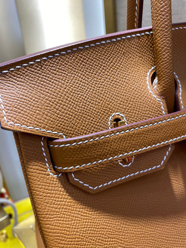 Sleek bag women's premium everyday handbag