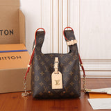  Polished everyday bag front view