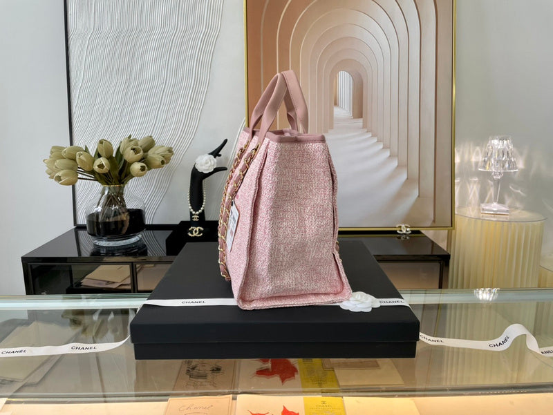  spacious purse view 1