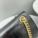 Zivas Charm Effortless Elegance Fashion Handbag (Polished Everyday Piece) – Styled Look