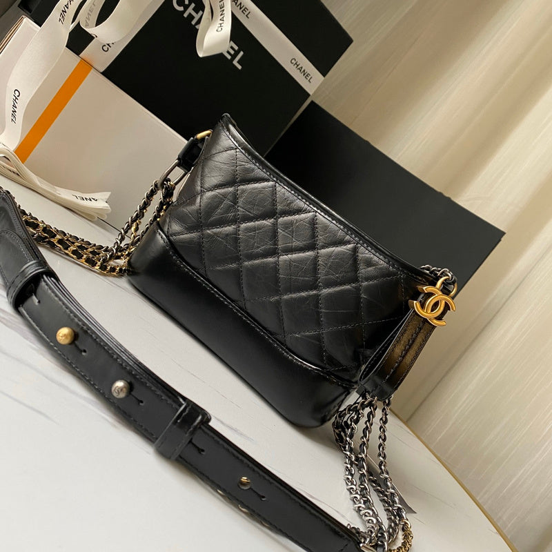  mid purse view 1