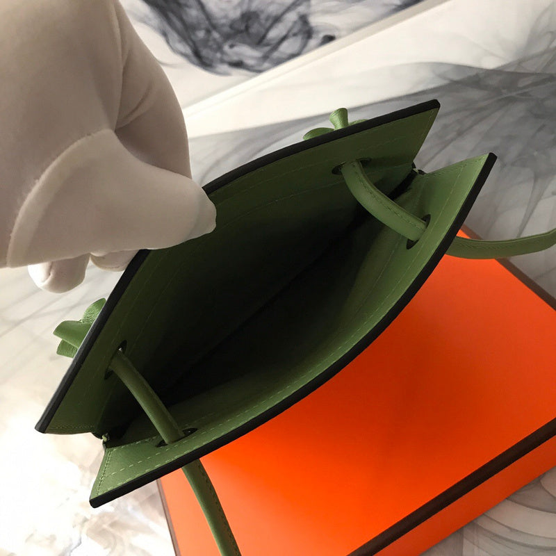 Everyday-Ready bag shown from front angle