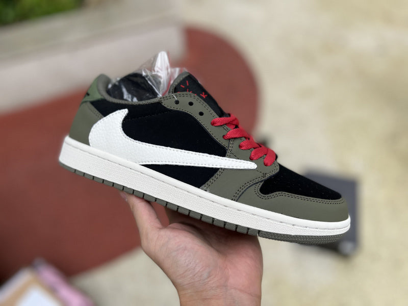 Nike Men's & Women's Luxury Fashion Trainers — Style 258 angle view