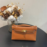  signature shoulder bag detail view showing craftsmanship 8