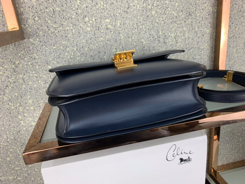 Handle and strap detail of sleek elevated women's handbag – women's luxury handbag
