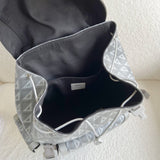 Side profile of structured polished women's handbag – women's everyday handbag