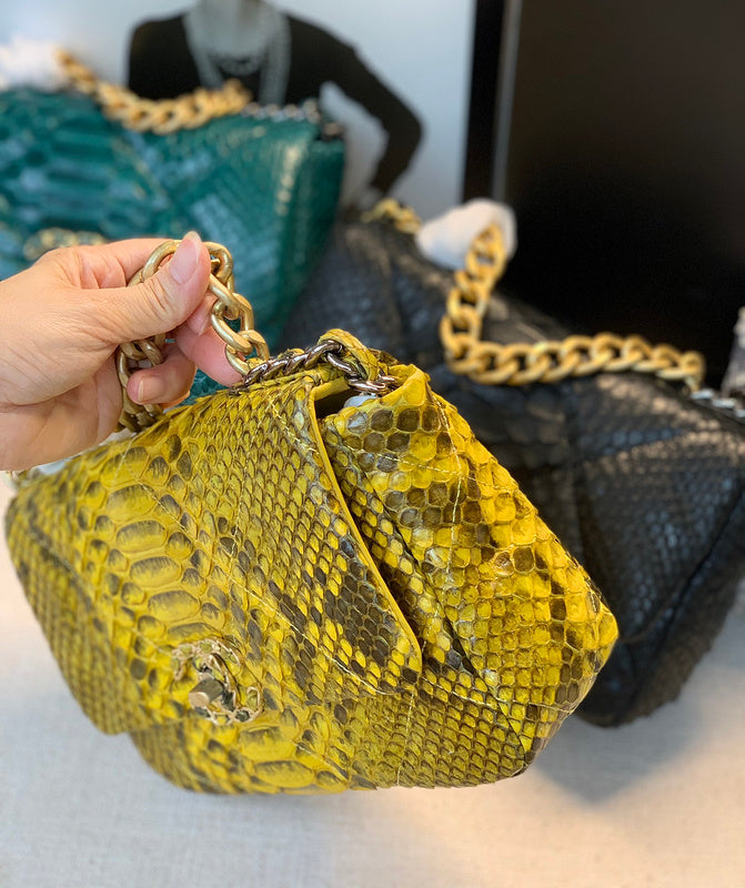  women's handbag, mid design, view 4