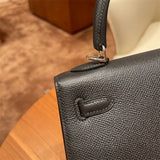  streamlined everyday bag detail view showing craftsmanship