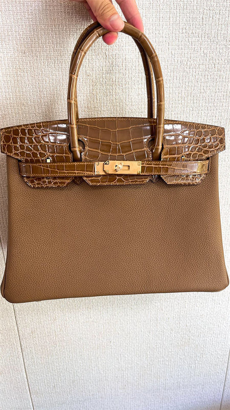  everyday bag interior and compartment view
