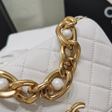  handbag, compact everyday style, image 4