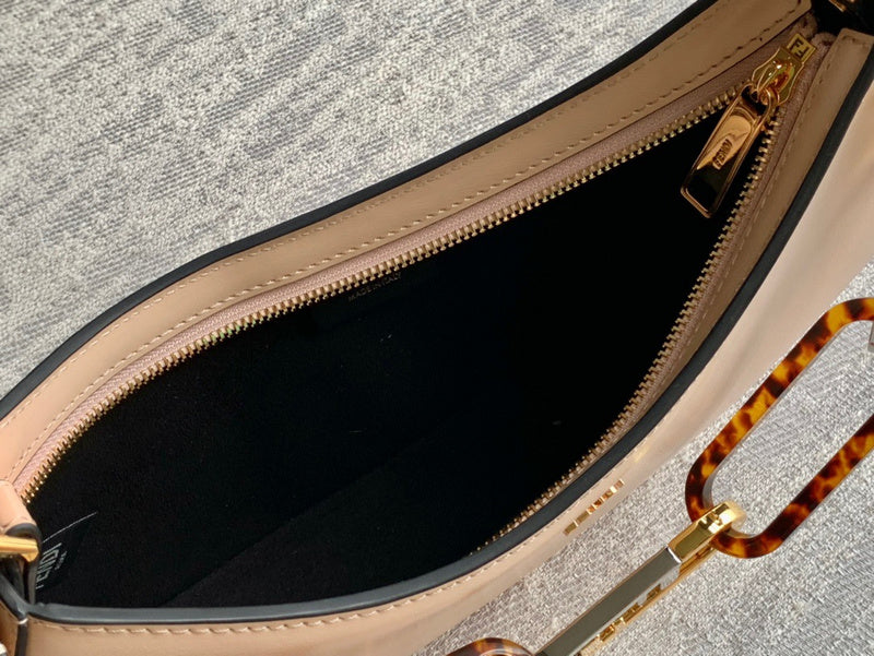Ziva's Charm handbag – product shot (32cm*11cm*5cm)