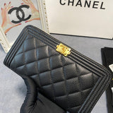  women's handbag, versatile design, view 1