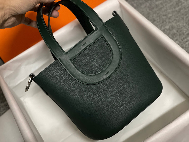Clean-Lined bag women's premium everyday handbag