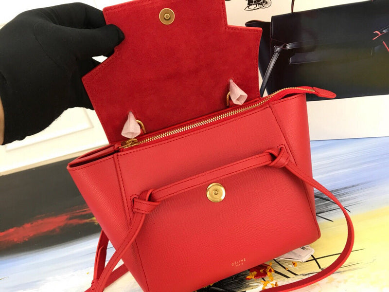 Styled lifestyle shot of modern chic women's handbag – women's everyday handbag