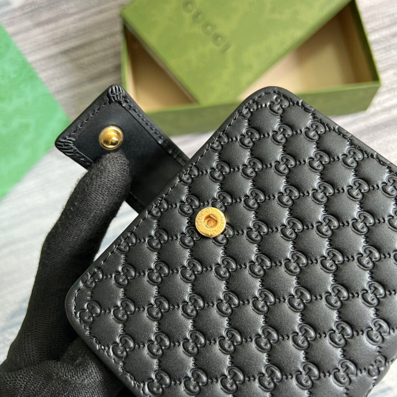 Side view of versatile structured handbag