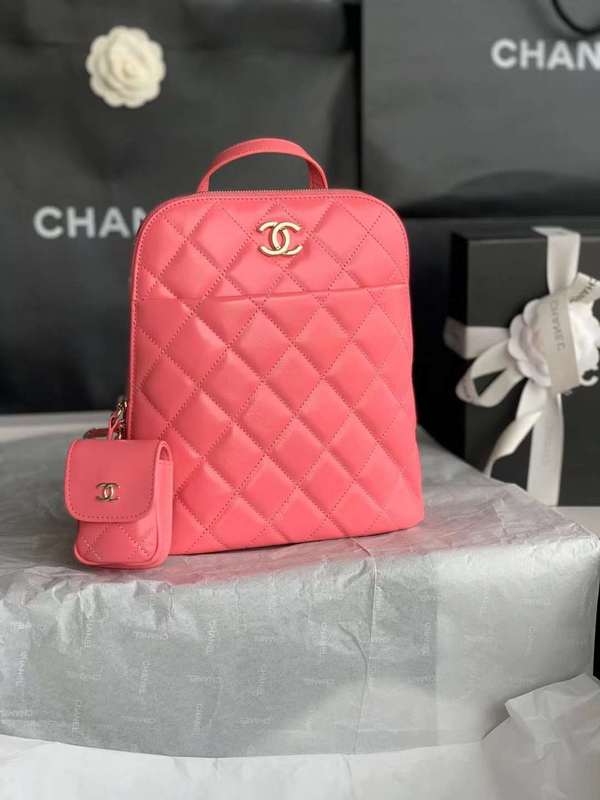 Zivas Charm Streamlined Design Everyday Handbag (Everyday Luxury Essential) – Interior View