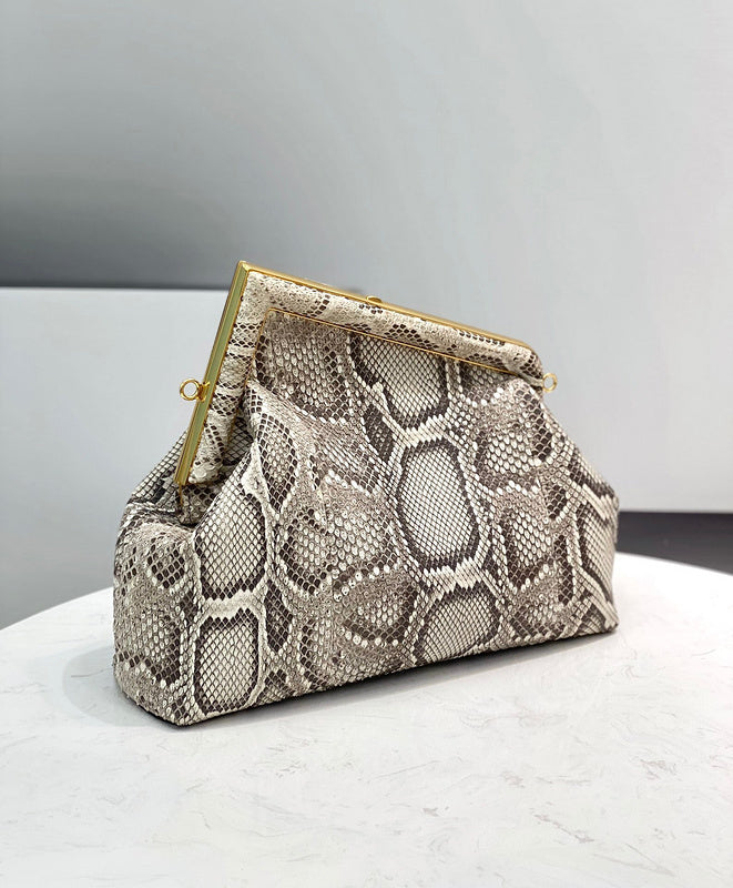 Ziva's Charm handbag – front view (11.5cm*5.5cm*10cm)