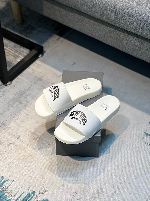 Balenciaga Nude Slide Sandals - Sole Detail View