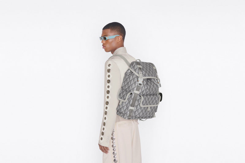 Styled lifestyle shot of structured polished women's handbag – women's everyday handbag