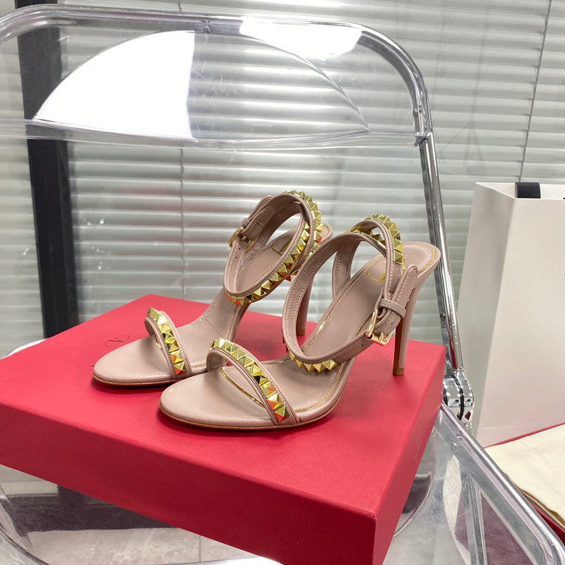 Close-up detail view of Valentino Garavani luxury piece style No.254
