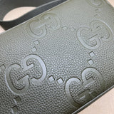Styled lifestyle shot of everyday-luxe modern women's handbag – women's designer-style accessory