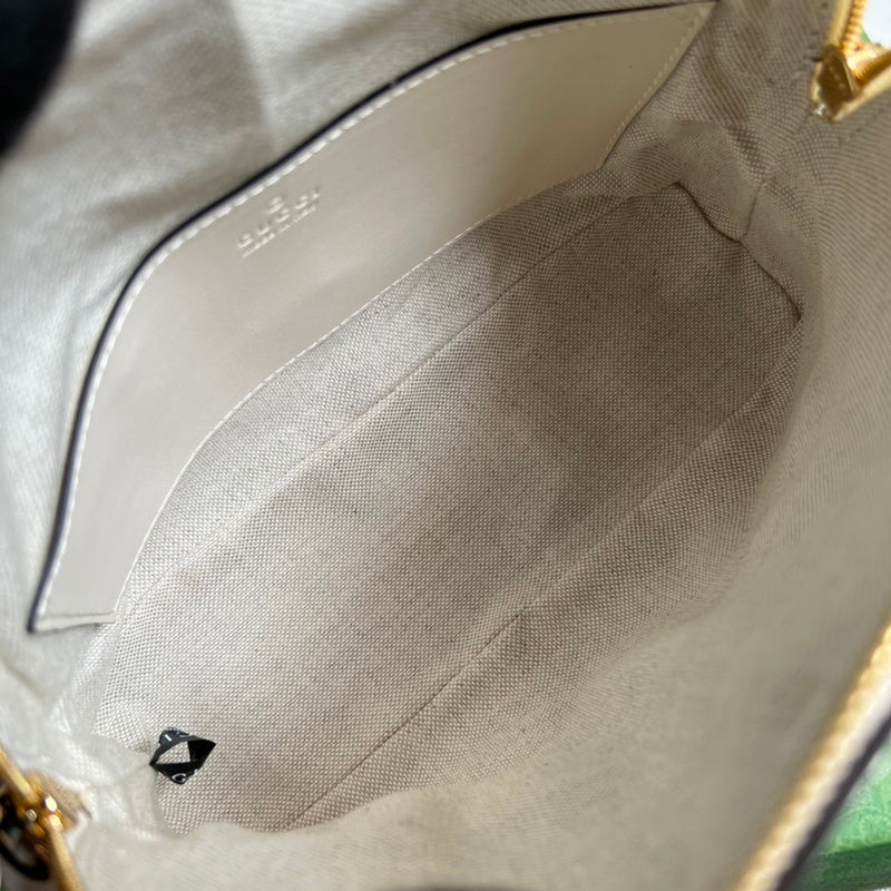 Close-up detail of modern everyday-luxe women's handbag – women's statement bag